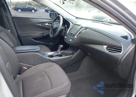 2018 Chevrolet Malibu Lt z USA, uszkodzony, nr VIN 1G1ZD5ST9JF160238